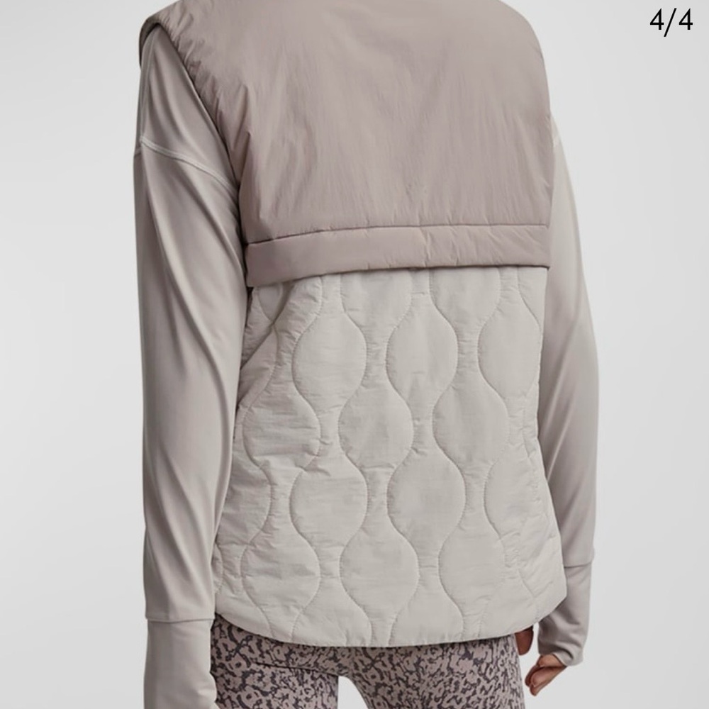 Varley Maher Quilted Vest - Mauve & Tan S - Picture 3 of 9